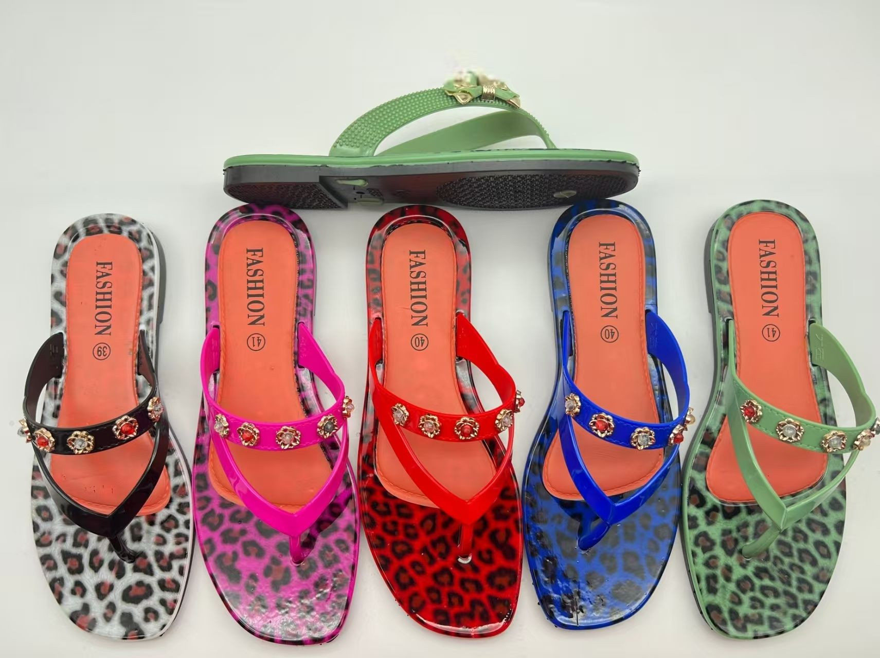 Women Slipper Cheetah Pattern Sole