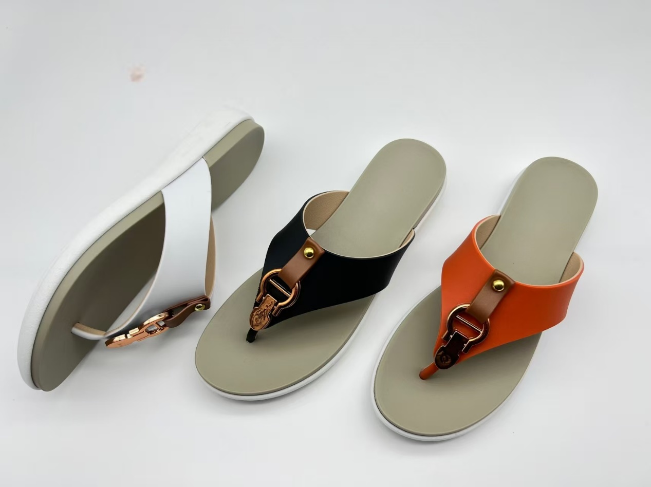 Women Comfortable Sole Sandals