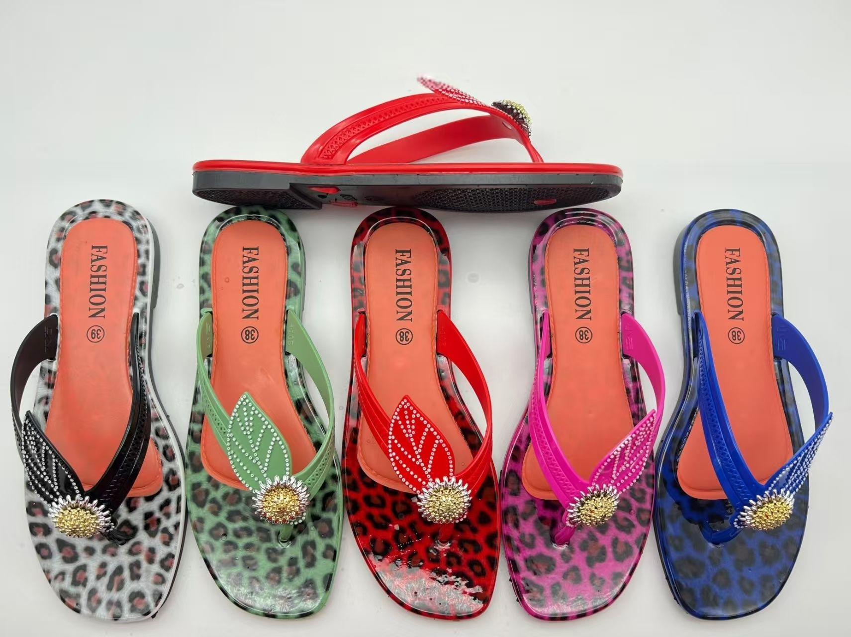 Women Slipper Cheetah Pattern Sole